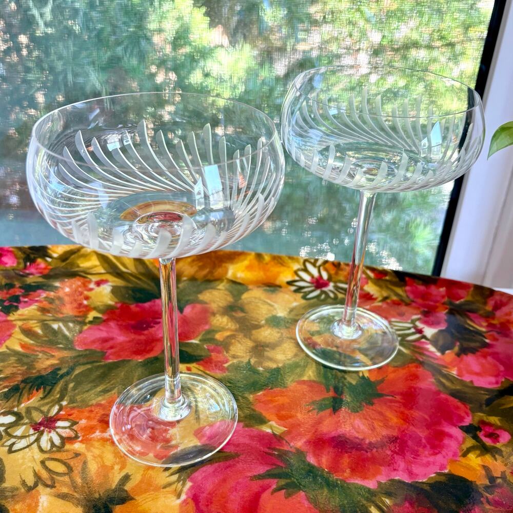 Vintage Etched Glass Champagne Coupes Set of 2 Spiral Stemware 7.25"